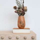 Liso Corto Vase_Julio Martinez Diaz_201-74-1331-763CLAYOS | Obakki