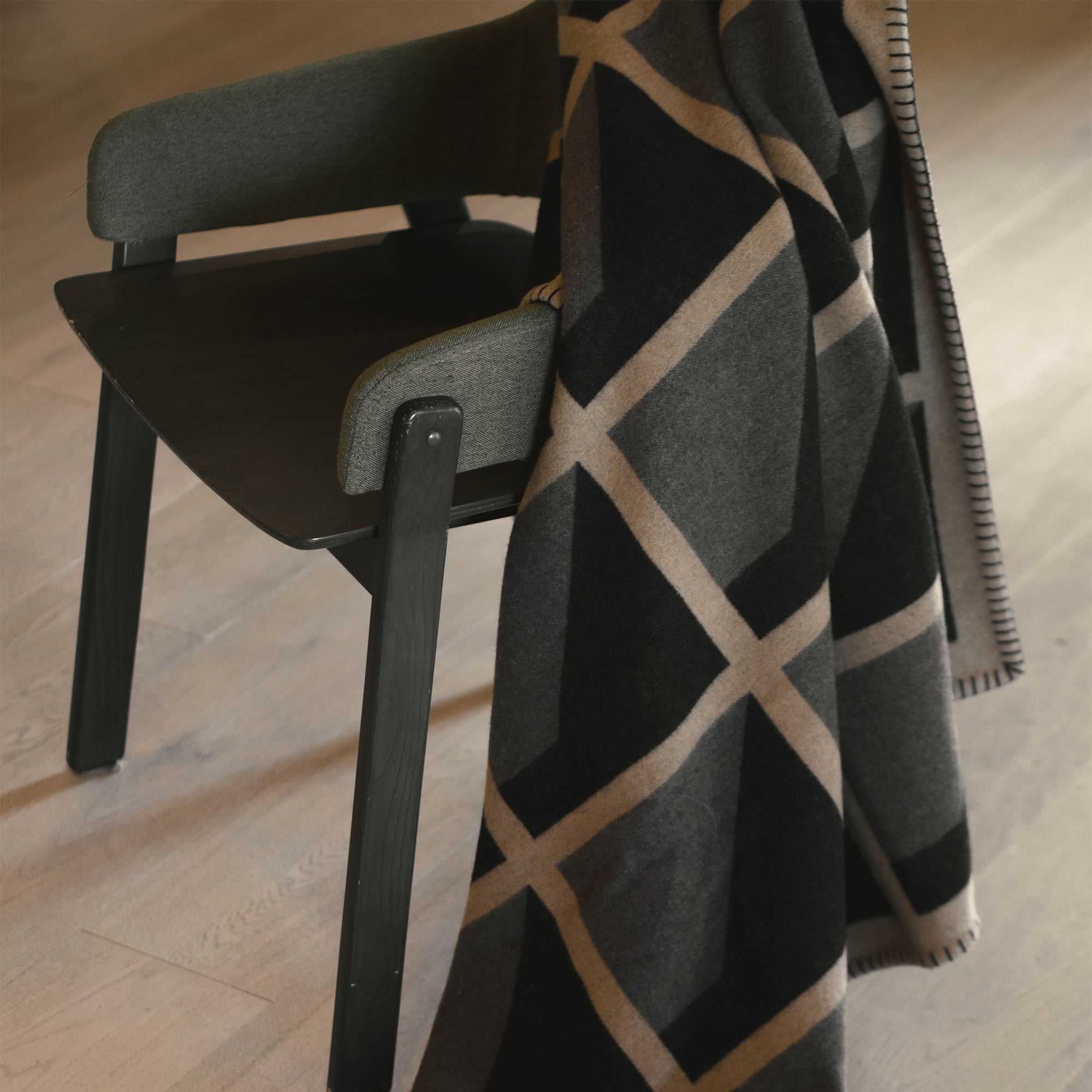 Finestre Jacquard Blanket Home Textiles Sienna Tan OS 