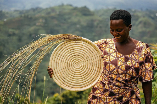 7 Tips for Sustainable Gift Giving this Holiday Season - Obakki