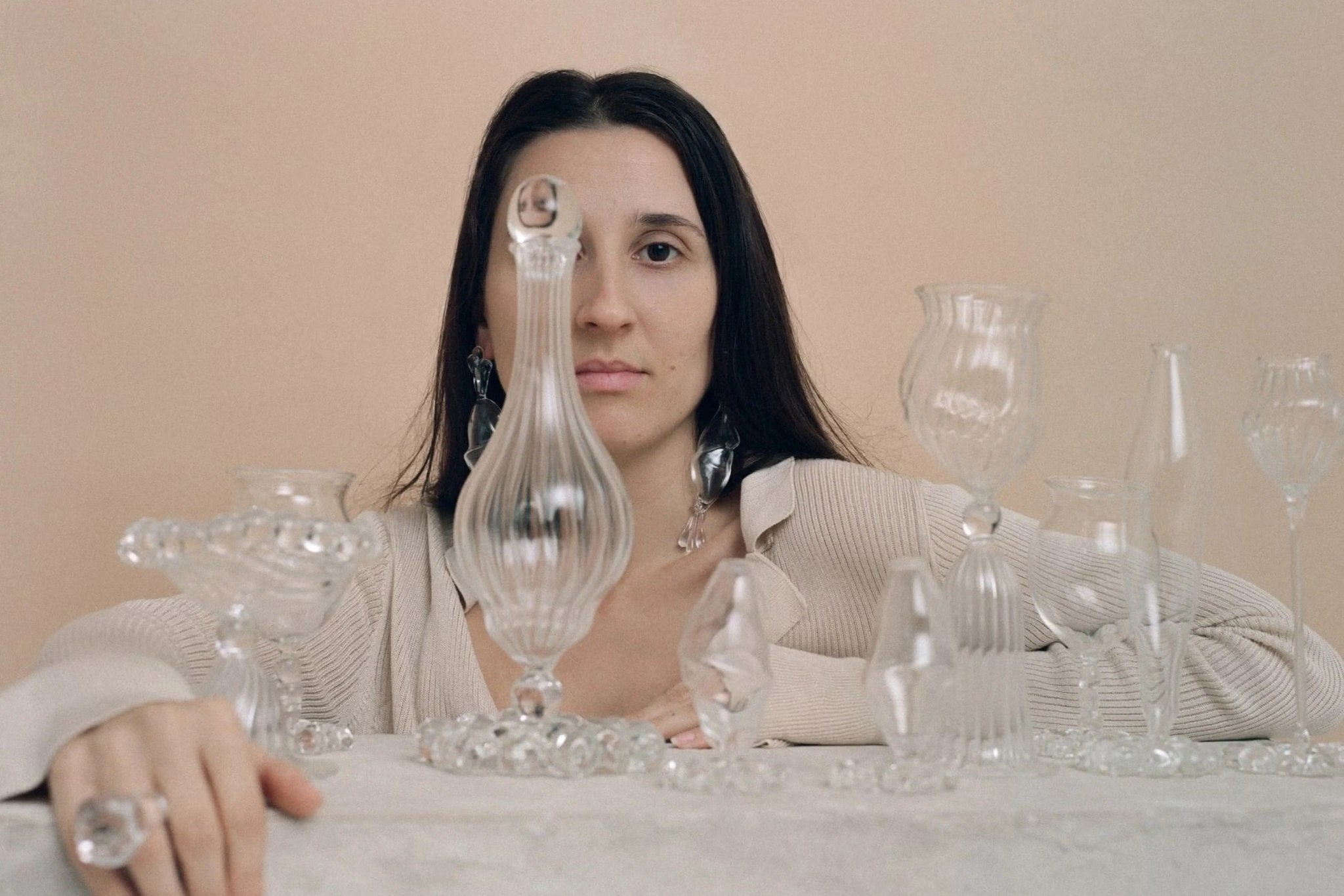 Feminine Form with Justine Menard - Obakki