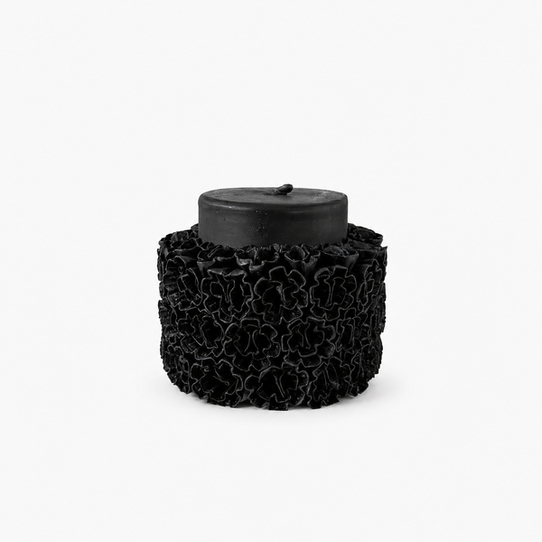 Large Skirted Candle | Black