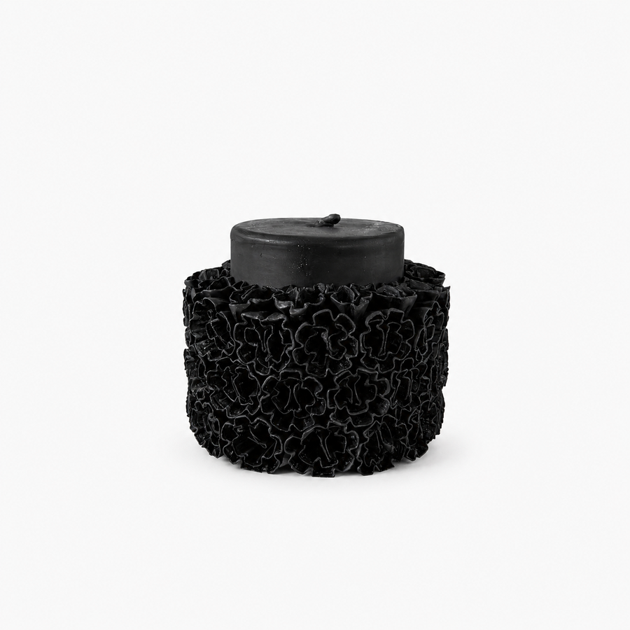 Large Skirted Candle | Black