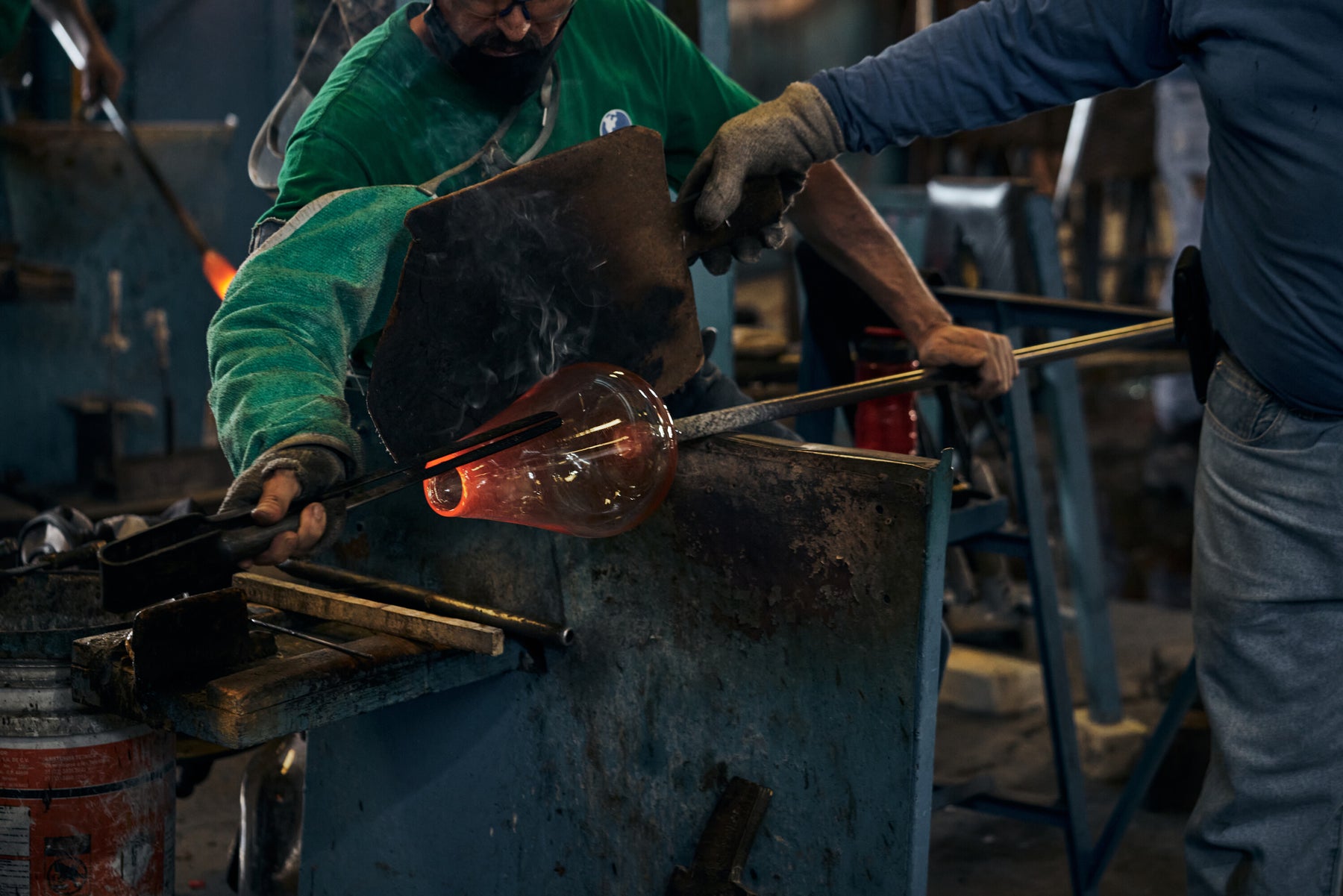 <p>A <em>SAFER</em> WORKSHOP</p>