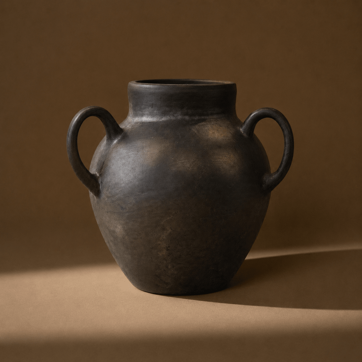 Oaxacan Clay Amphora | Onyx