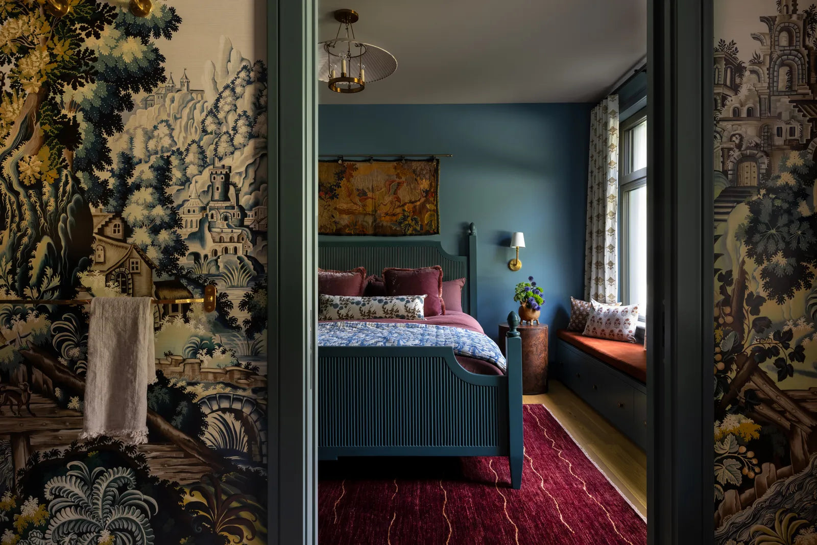 INTERIOR DESIGN & COMMERCIAL PROJECTS