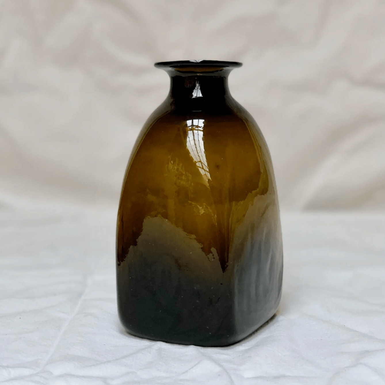 Small Square Bottle | Dark Brown_La Soufflierie_201-71-2059-174Dark BrownOS | Obakki