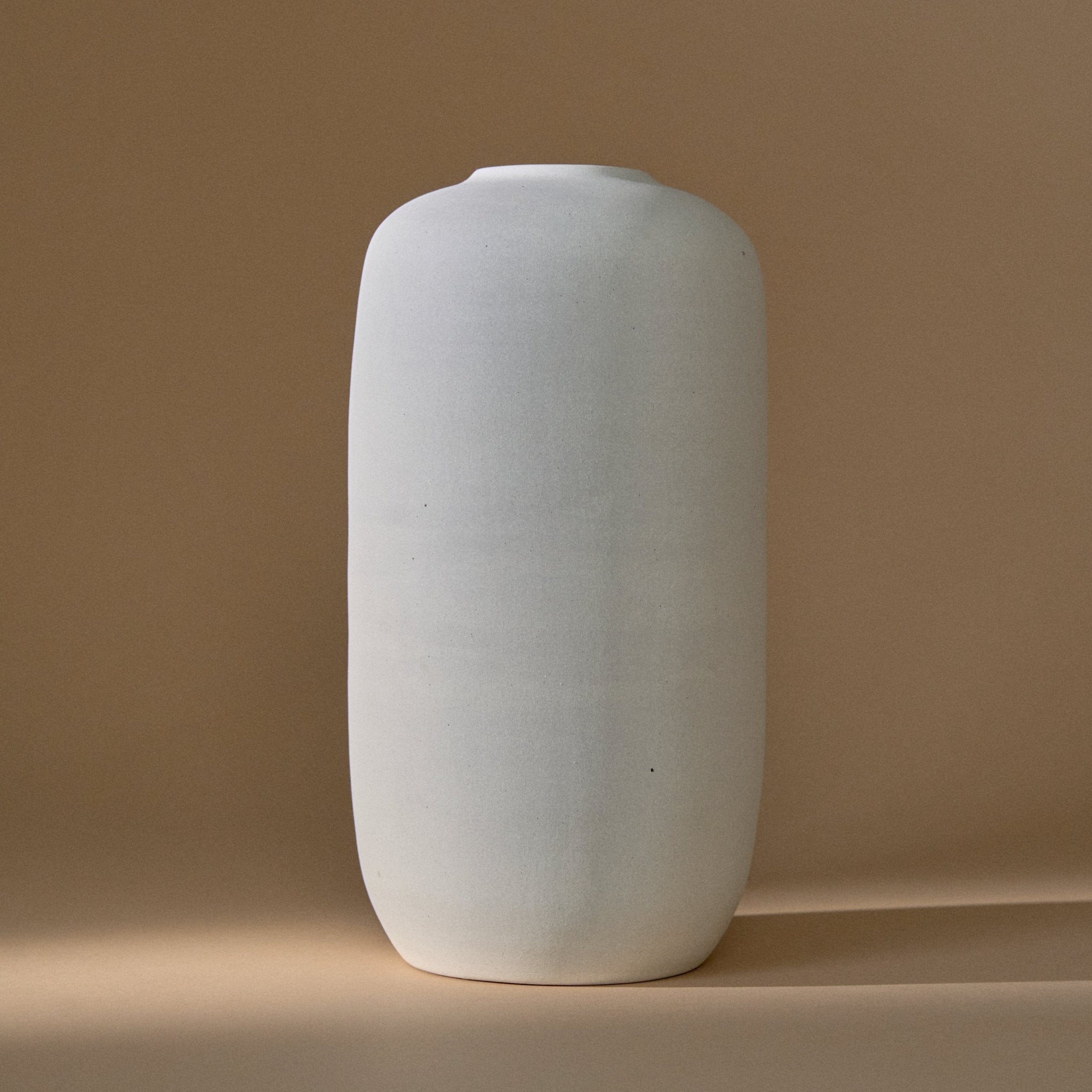 Base Vase | L_EnCrudo_201-74-0060-699-Granite | Obakki