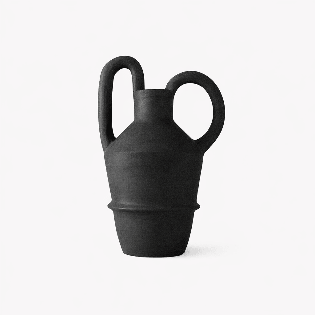 Contradictory Clay Vase 01 | Medium_RRRES_201-74-1812.1-181OnyxOS | Obakki