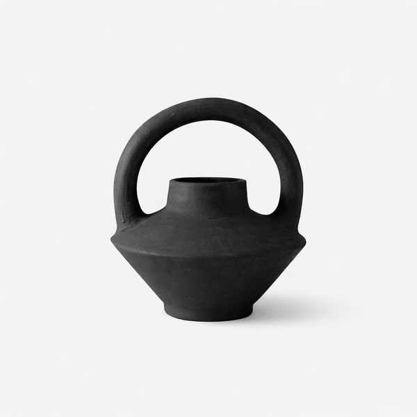 Contradictory Clay Vase 02 | Small_RRRES_201-74-1813.1-181OnyxOS | Obakki