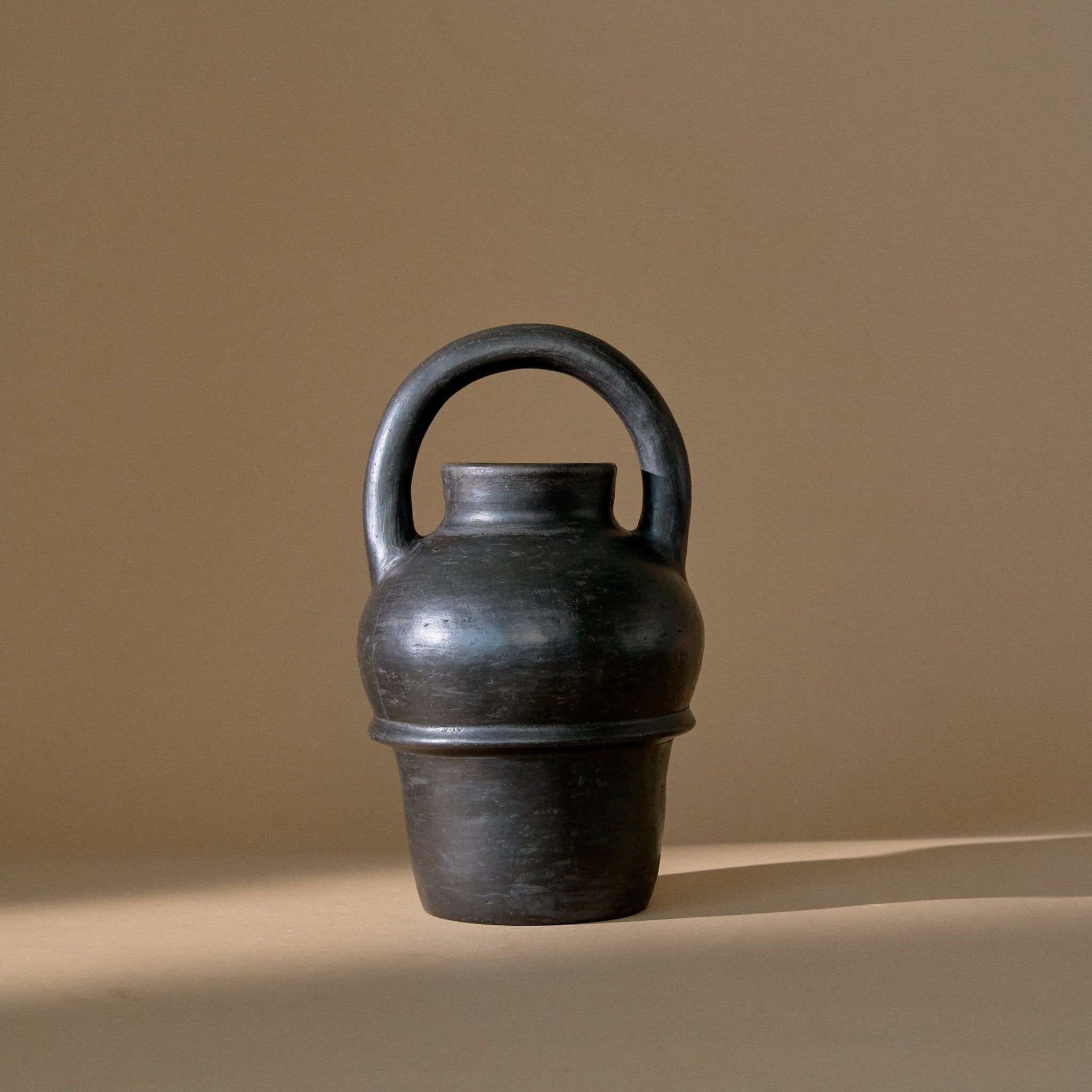 Contradictory Clay Vase 04 | Small Vases + Planters RRRES Obakki