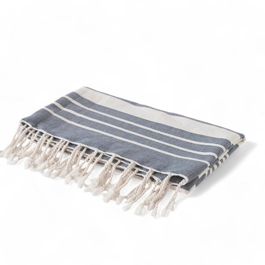Cotton Throw | Ivory / Navy_Candor - Fernanda Mereles_201-60-1714.2-075Navy / IvoryOS | Obakki