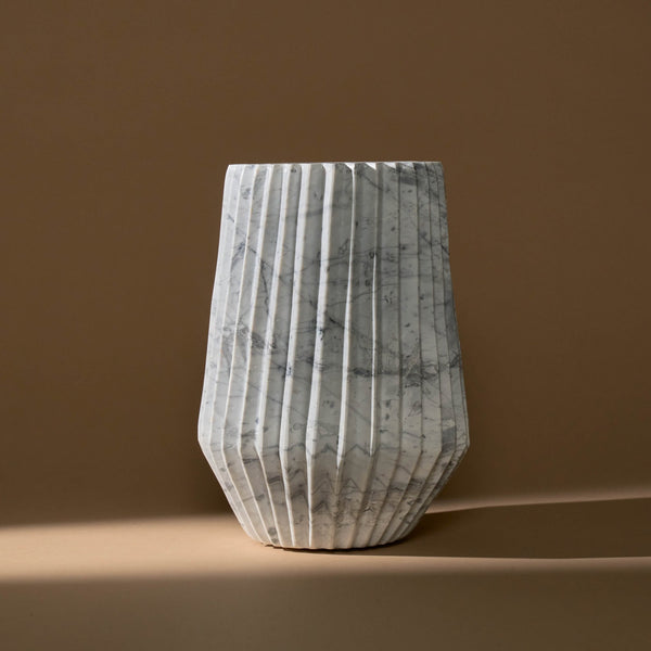 Duna Vase | White_Ayres_201-71-0770-156WhiteMarbleL | Obakki