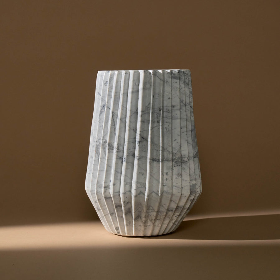 Duna Vase | White_Ayres_201-71-0770-156WhiteMarbleL | Obakki