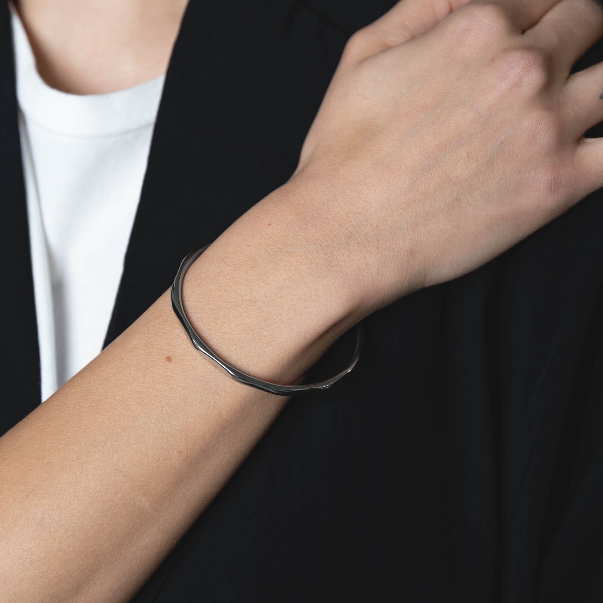 Faceted Bangle Bracelet Victorious Crafts Obakki