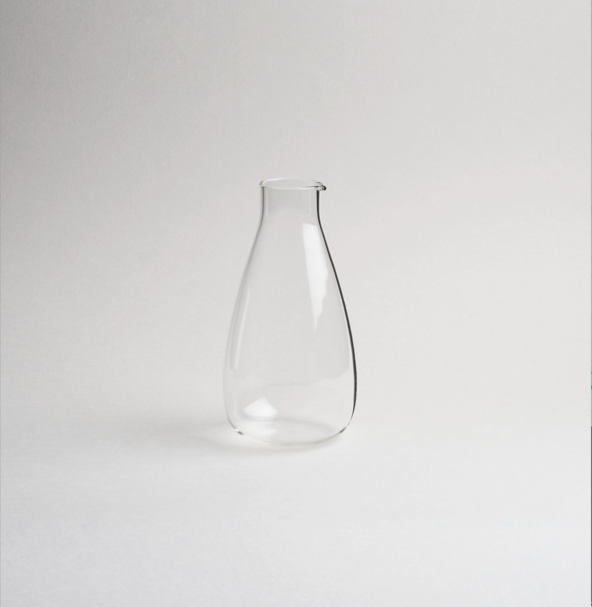 Gabri Carafe | Clear_R+D.Lab_201-52-1522-131ClearOS | Obakki