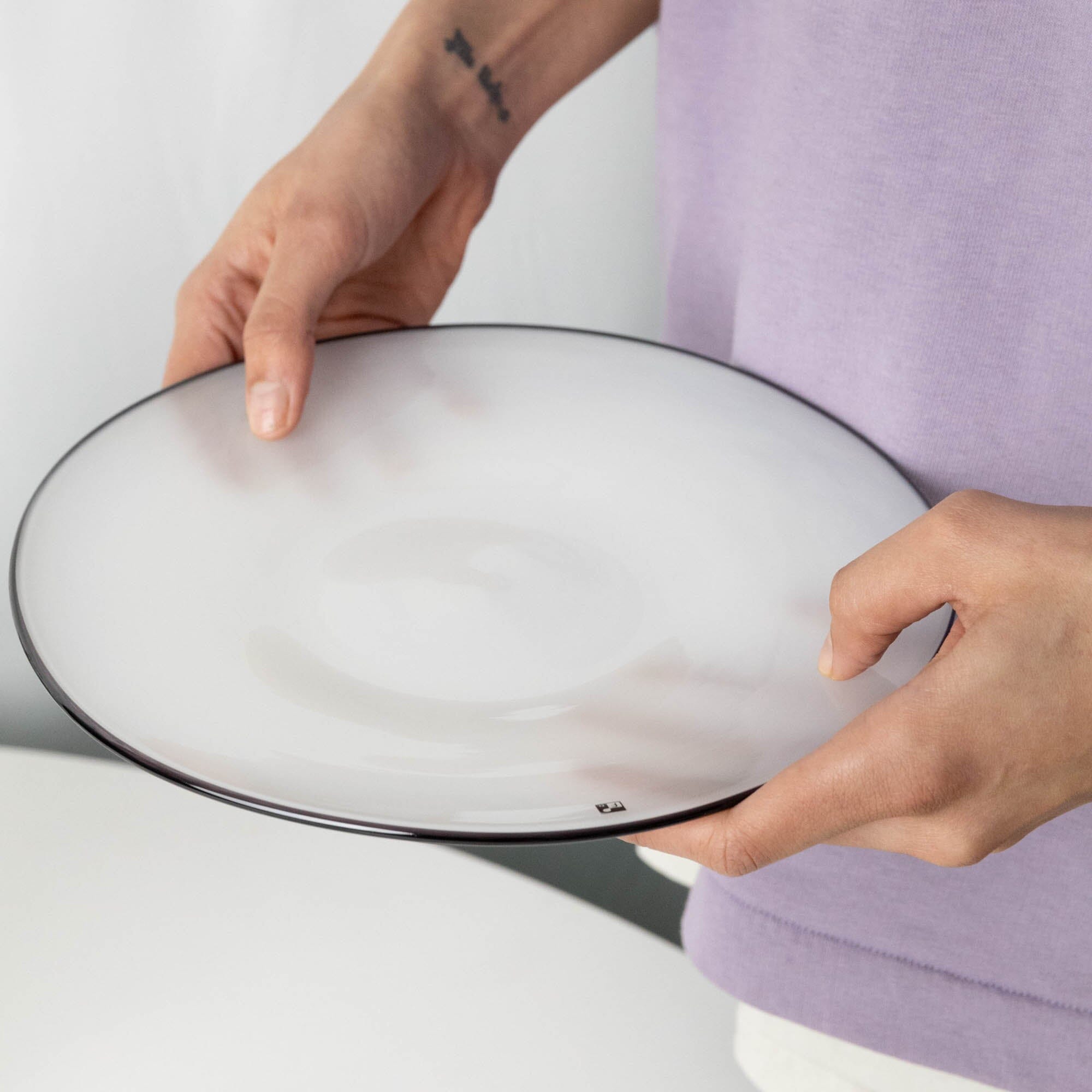 Glass Haze Plate | Ivory - Plates by Studio Fresco | Obakki
