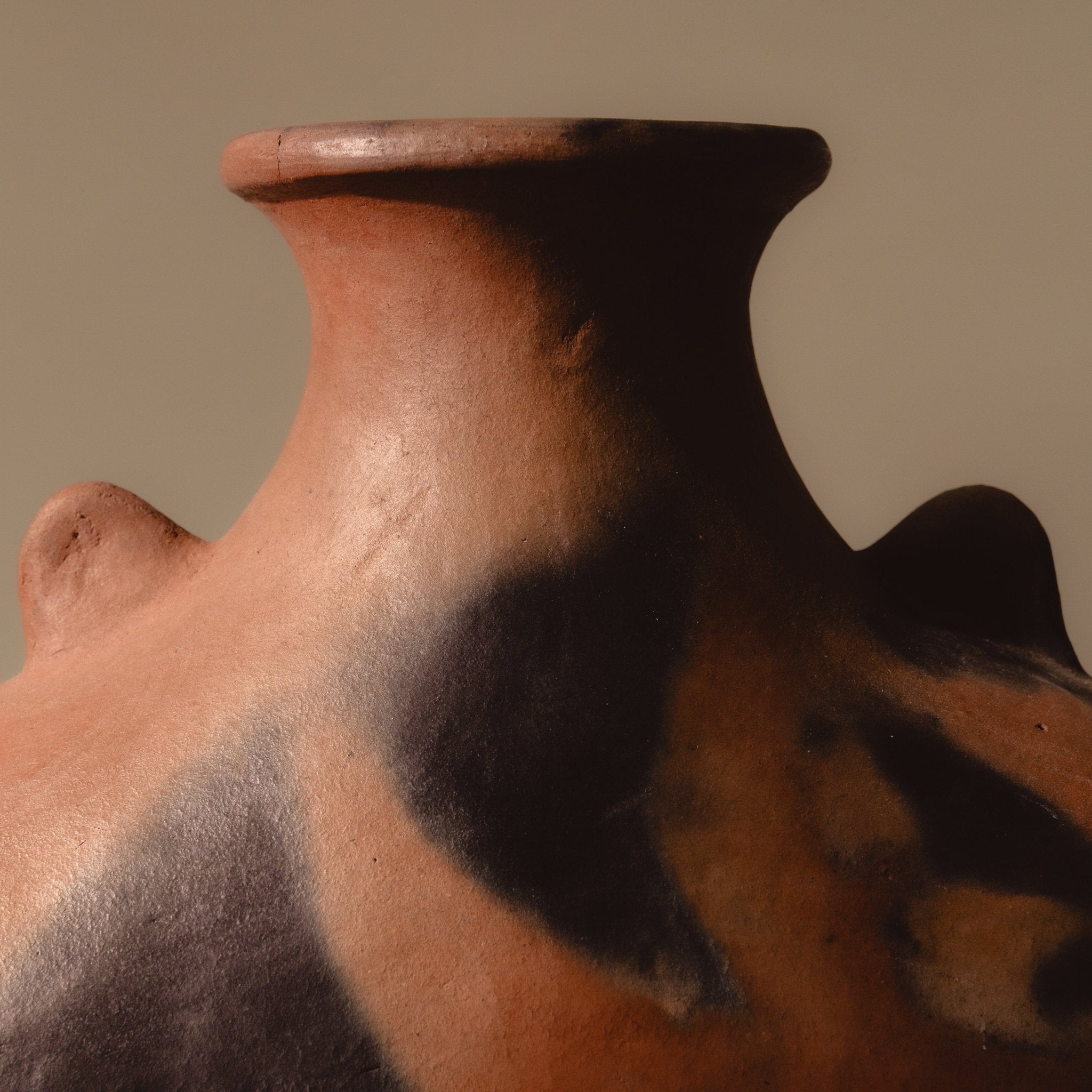 Lagarto Cococha Clay Vase_San Bartolme Cocucho_201-74-1819-766CLAYOS | Obakki