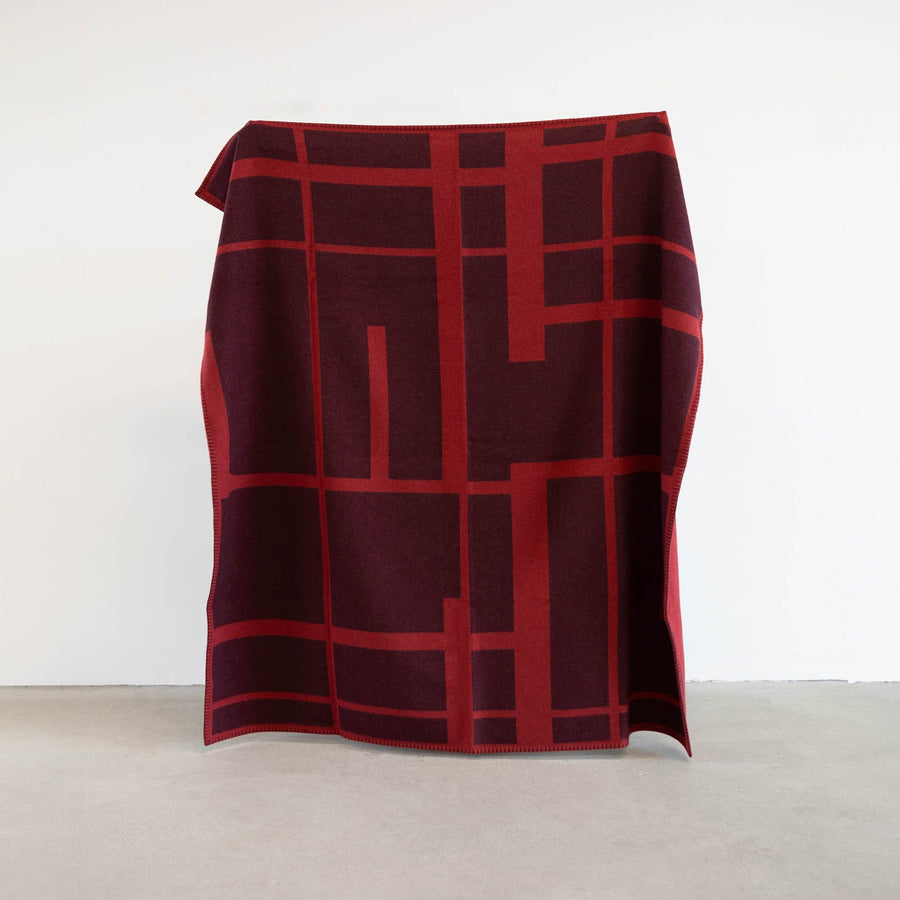 LC2 Jacquard Blanket_R+D.Lab_201-64-0849-160Car-Pur-REDOS | Obakki