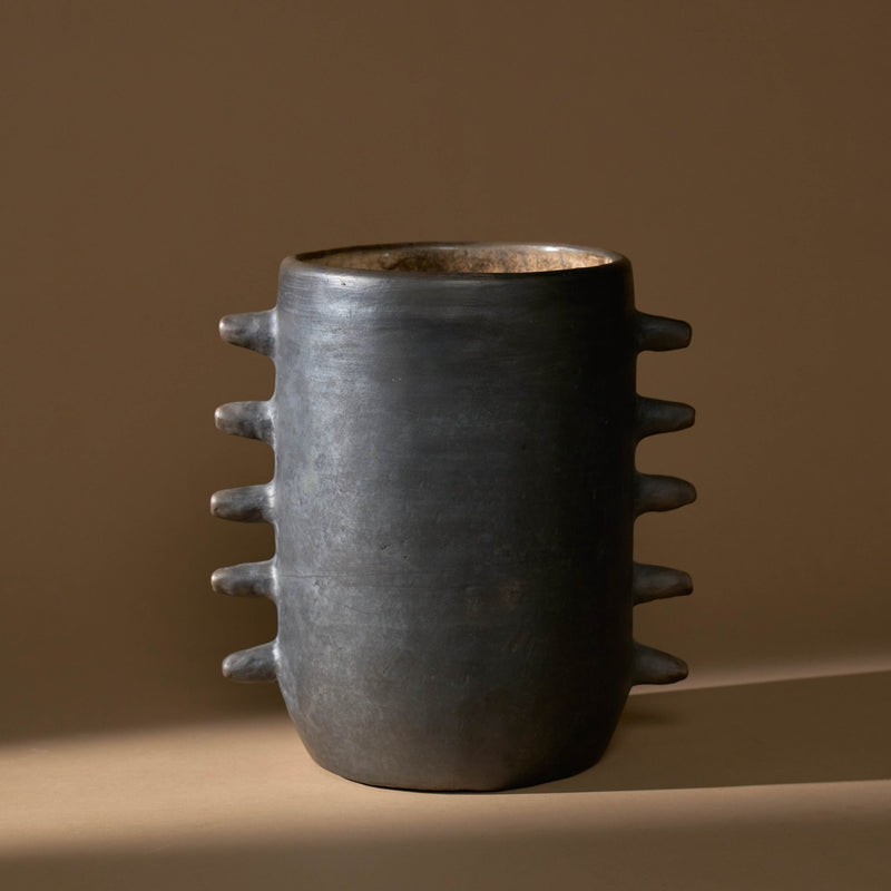 Oaxacan Clay Dientes Vase - by Rufina | Obakki