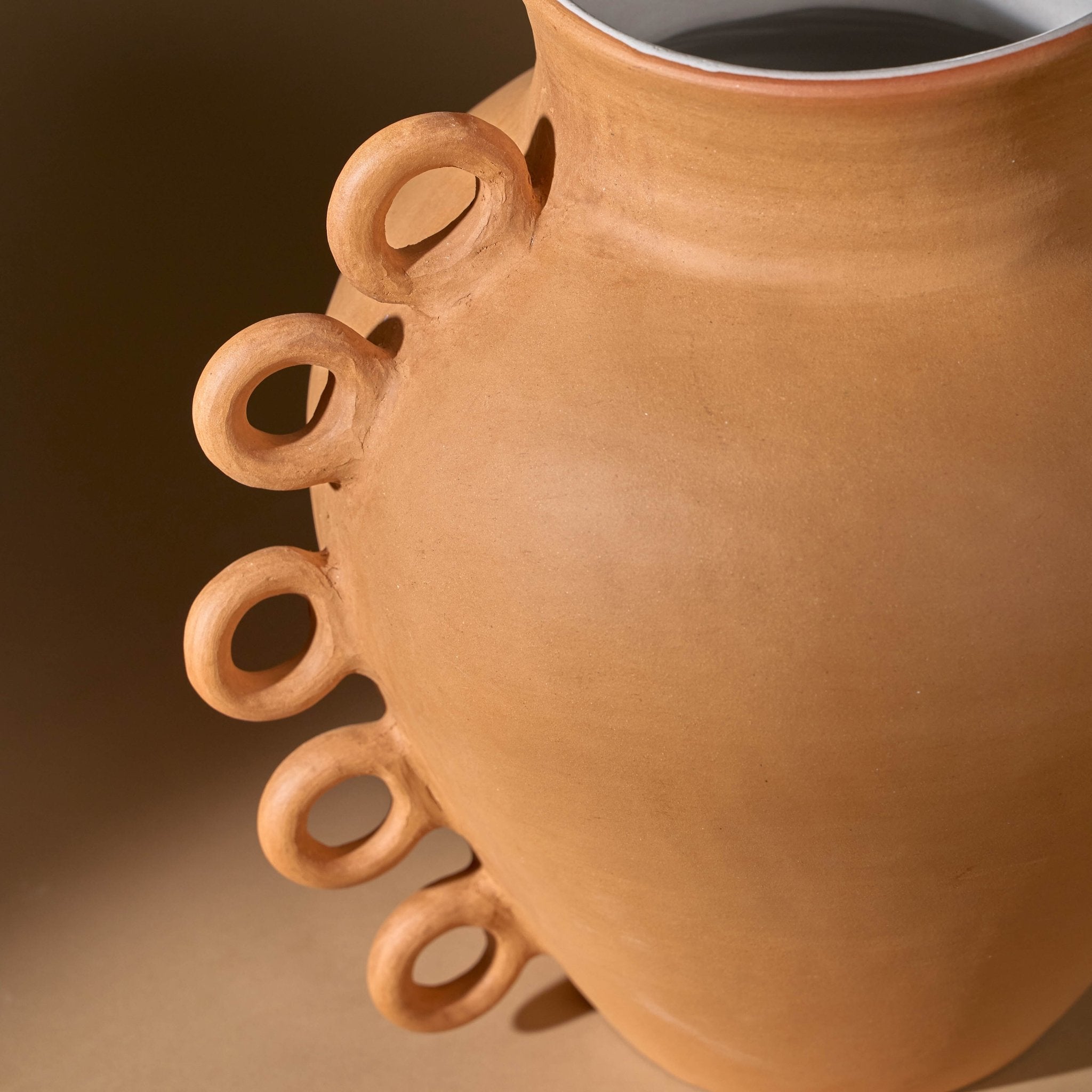 Oaxacan Clay Loop - Handle Vase Rufina Obakki