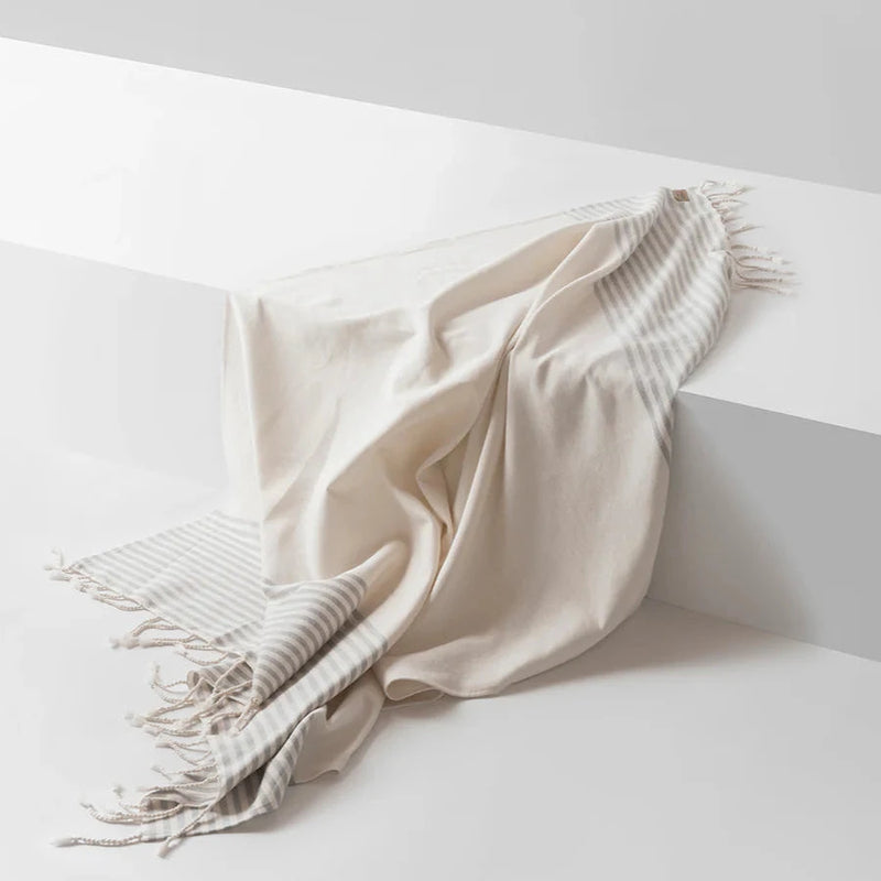 Cotton Throw | Ivory / Cool Grey Blankets & Throws 