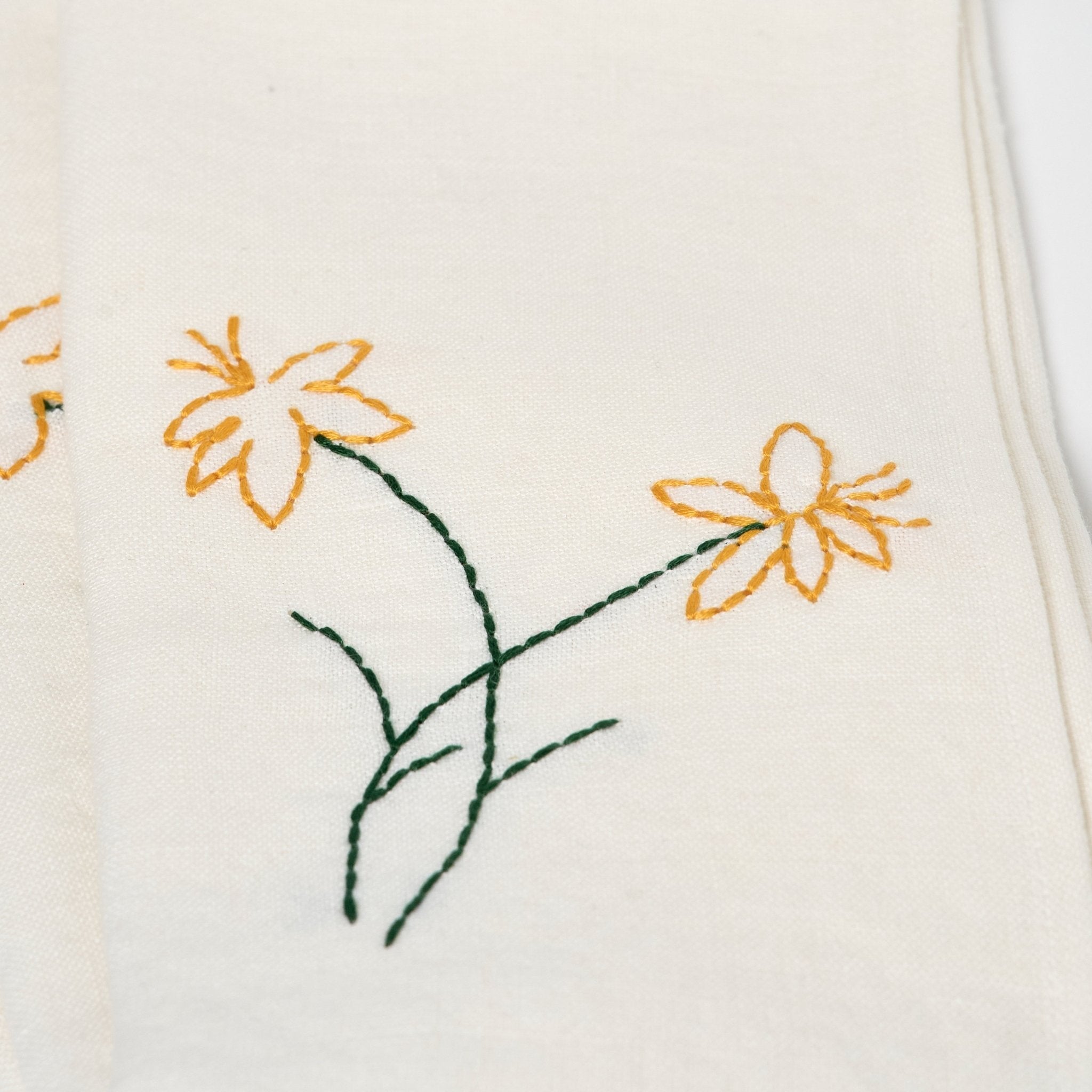 Fleurs Romantiques Table Napkins | Set of 4 Table Linens Cosmos 