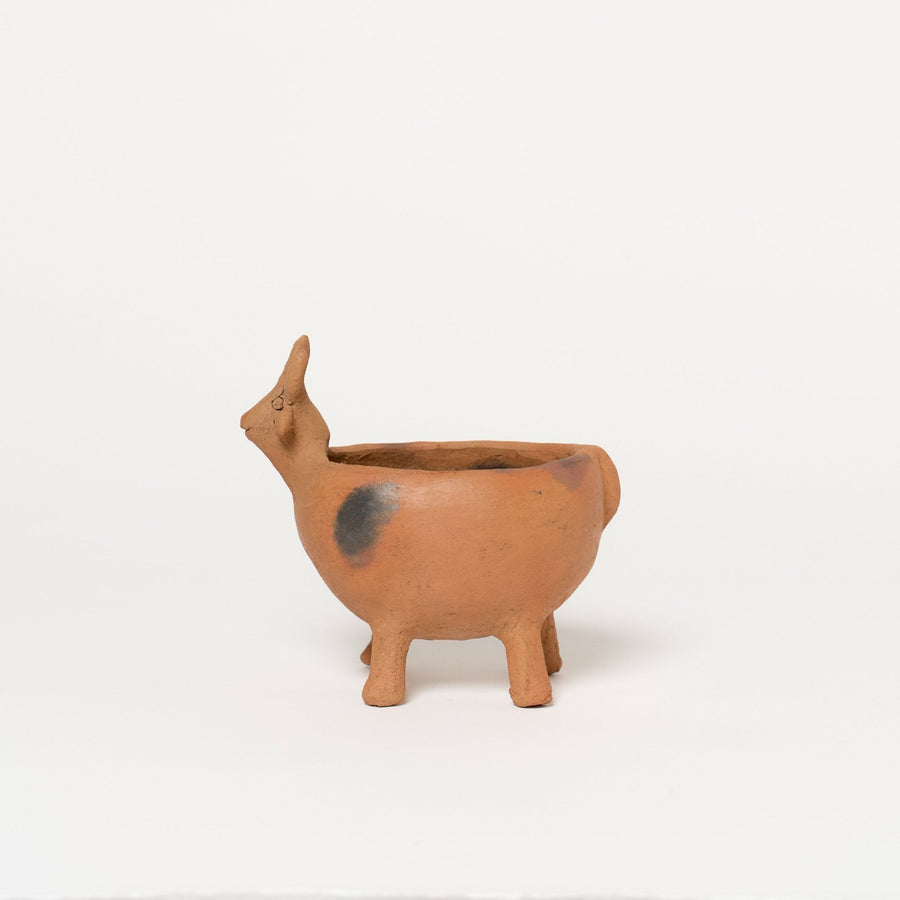 Maceta Vaca Clay Planter - Planters by San Pedro Zipajo | Obakki