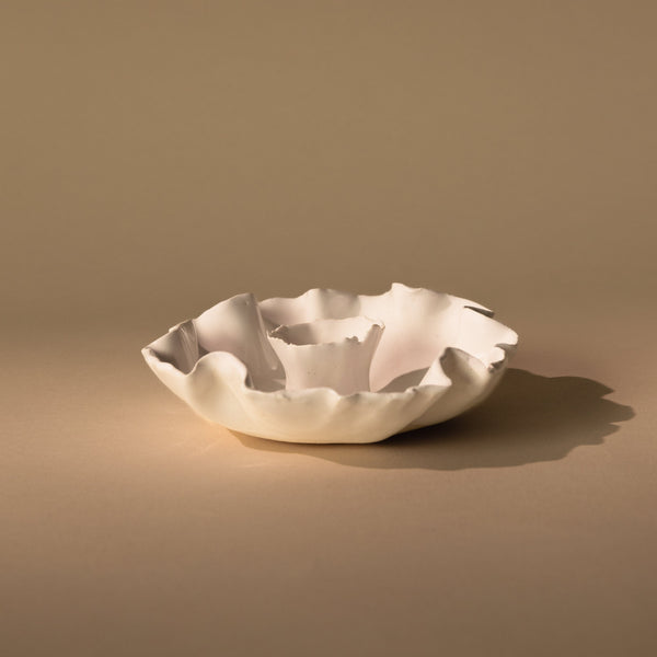 Ruffle Candle Bowl | White Gloss Candles & Incense 