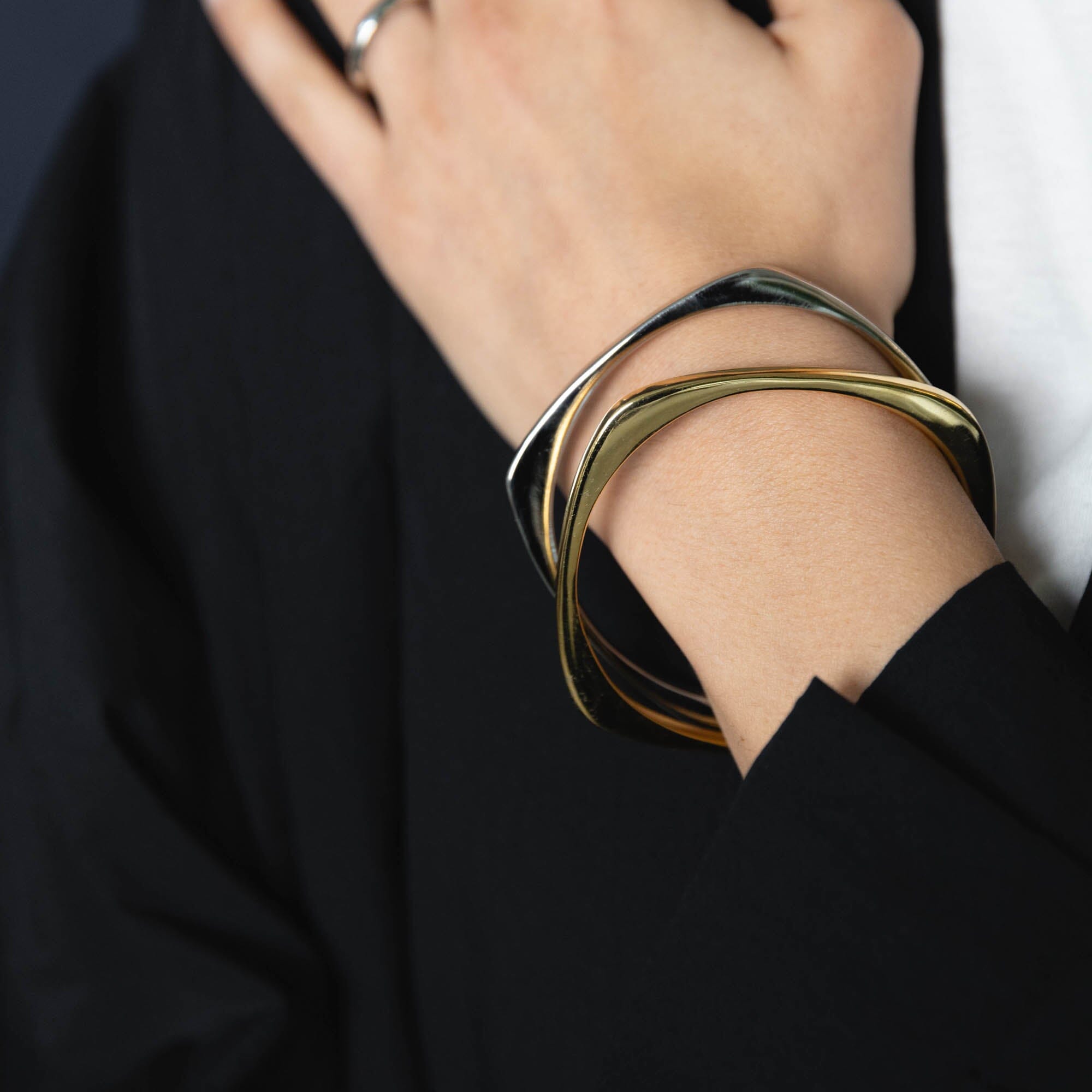 Squared Bangle | Slim Jewelry 