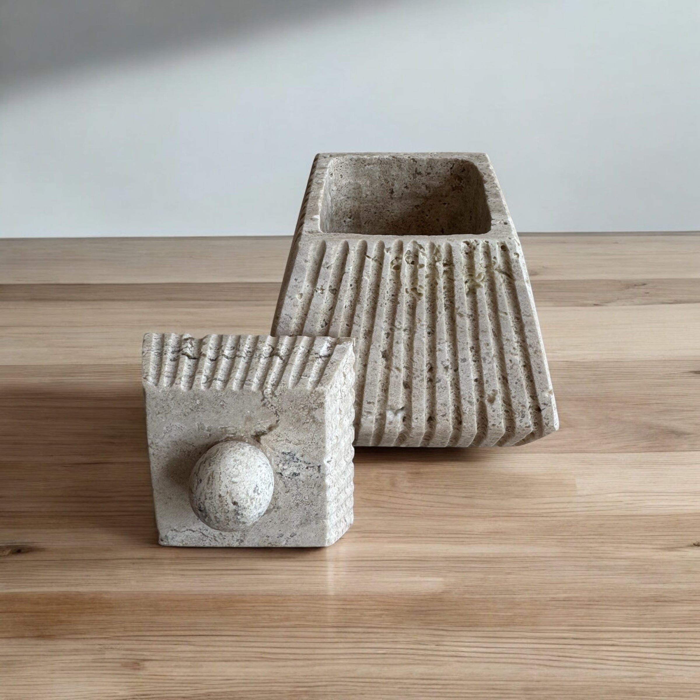 Vega Box | Travertine Accents + Decor 