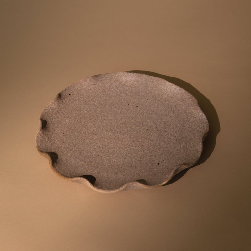Wave Salad Plate Serveware Taupe 