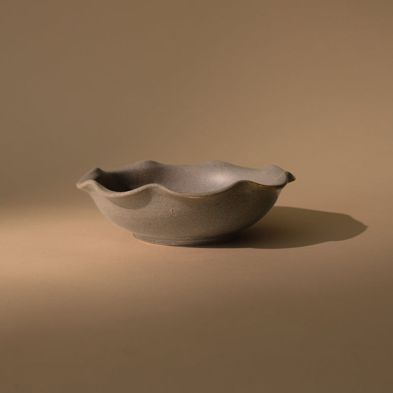 Wave Serving Bowl Serveware Ecru 