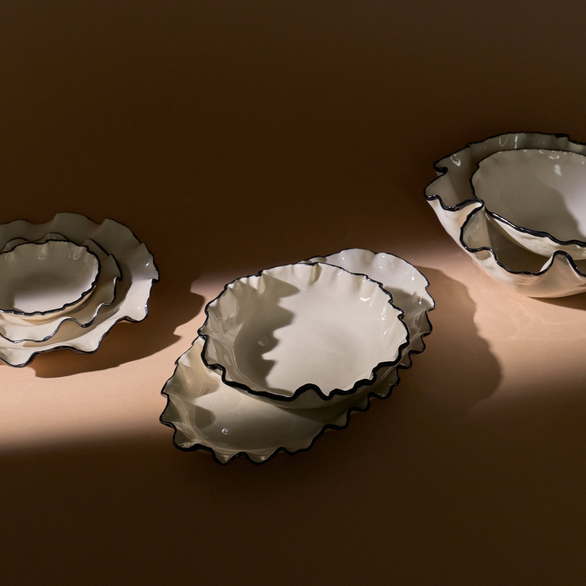 Ruffle Pasta Bowl_Nathalee Paolinelli_201-72-2067-137BLKRINGOS | Obakki