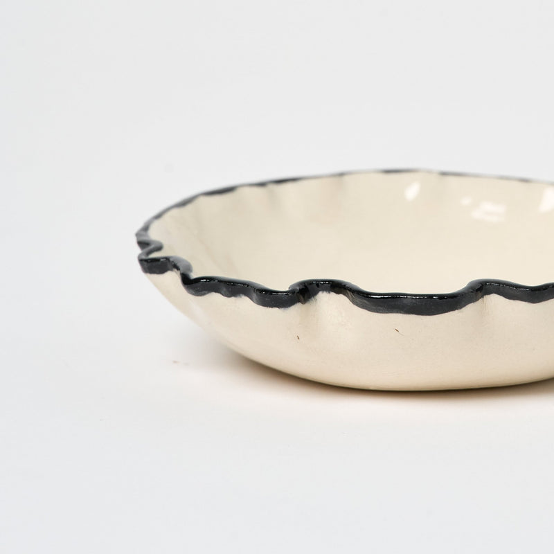 Ruffle Snack Bowl - Candles & Incense by Nathalee Paolinelli | Obakki