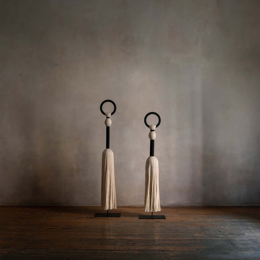 Senora Sculpture_Caralarga_201-75-1638-717Natural + BlackShort 16x63" | Obakki