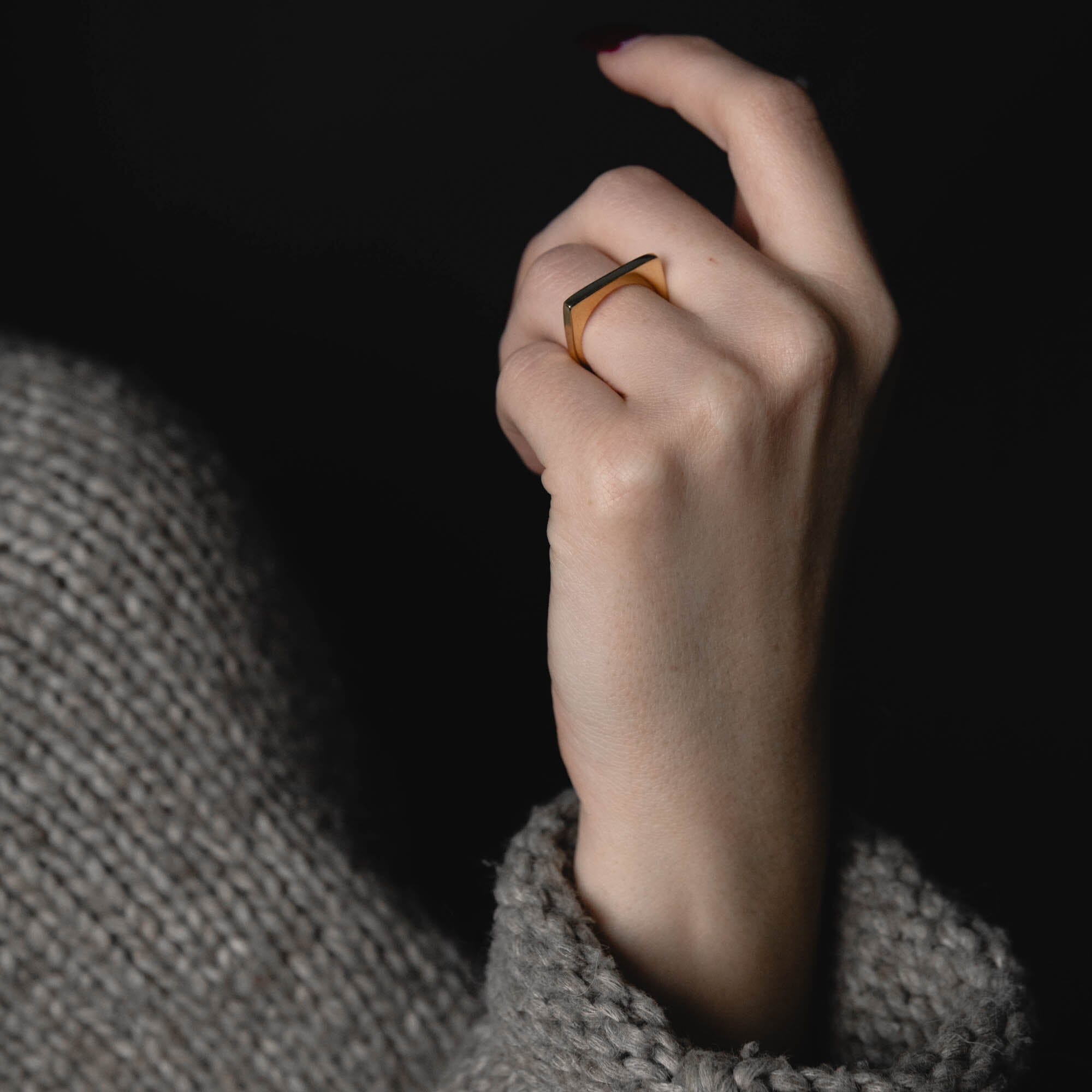 Slim Flat - top Ring - Ring by Victorious Crafts | Obakki