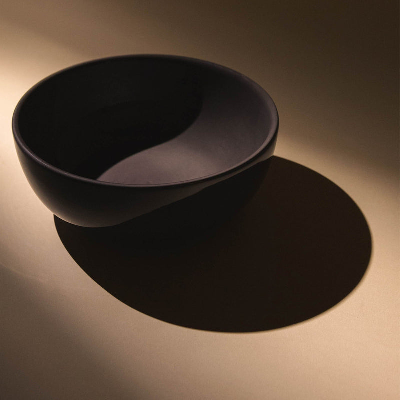 9.5" Deep Serving Bowl - Bowls by R+D.Lab | Obakki