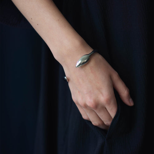 Arrowhead Cuff_Sylvester_201-31-0035-695SPOS | Obakki