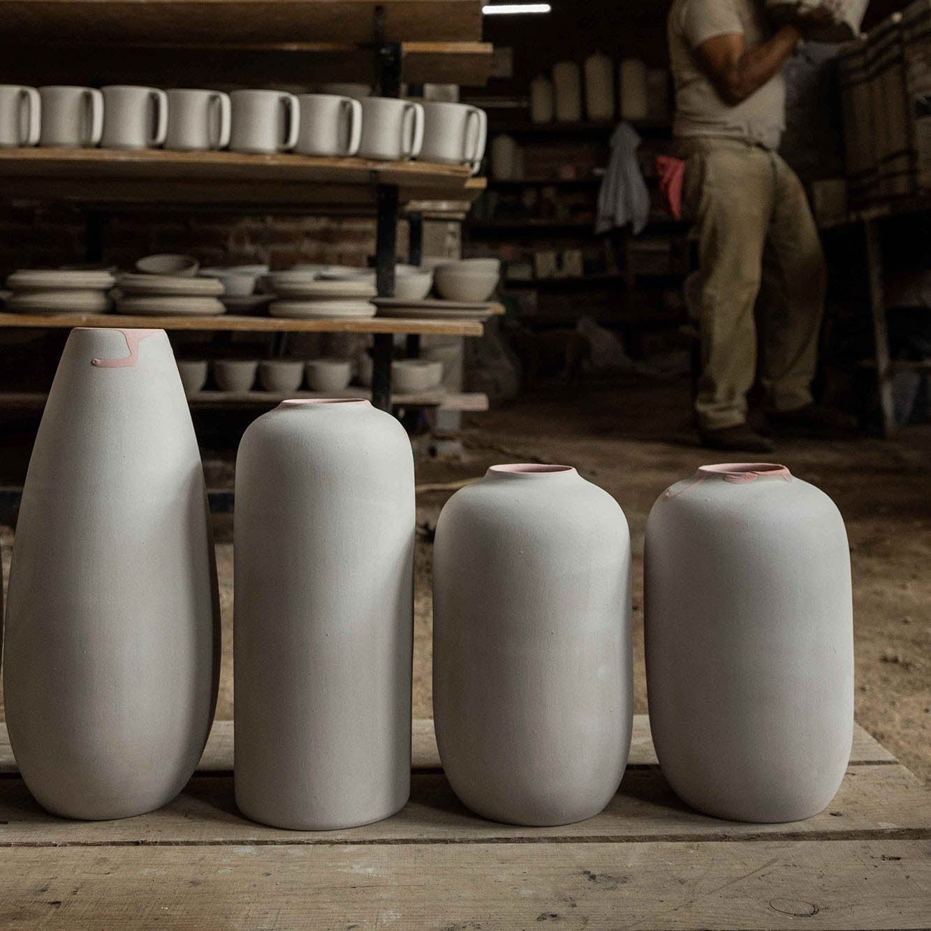 Base Vase | L_EnCrudo_201-74-0060-699-Granite | Obakki
