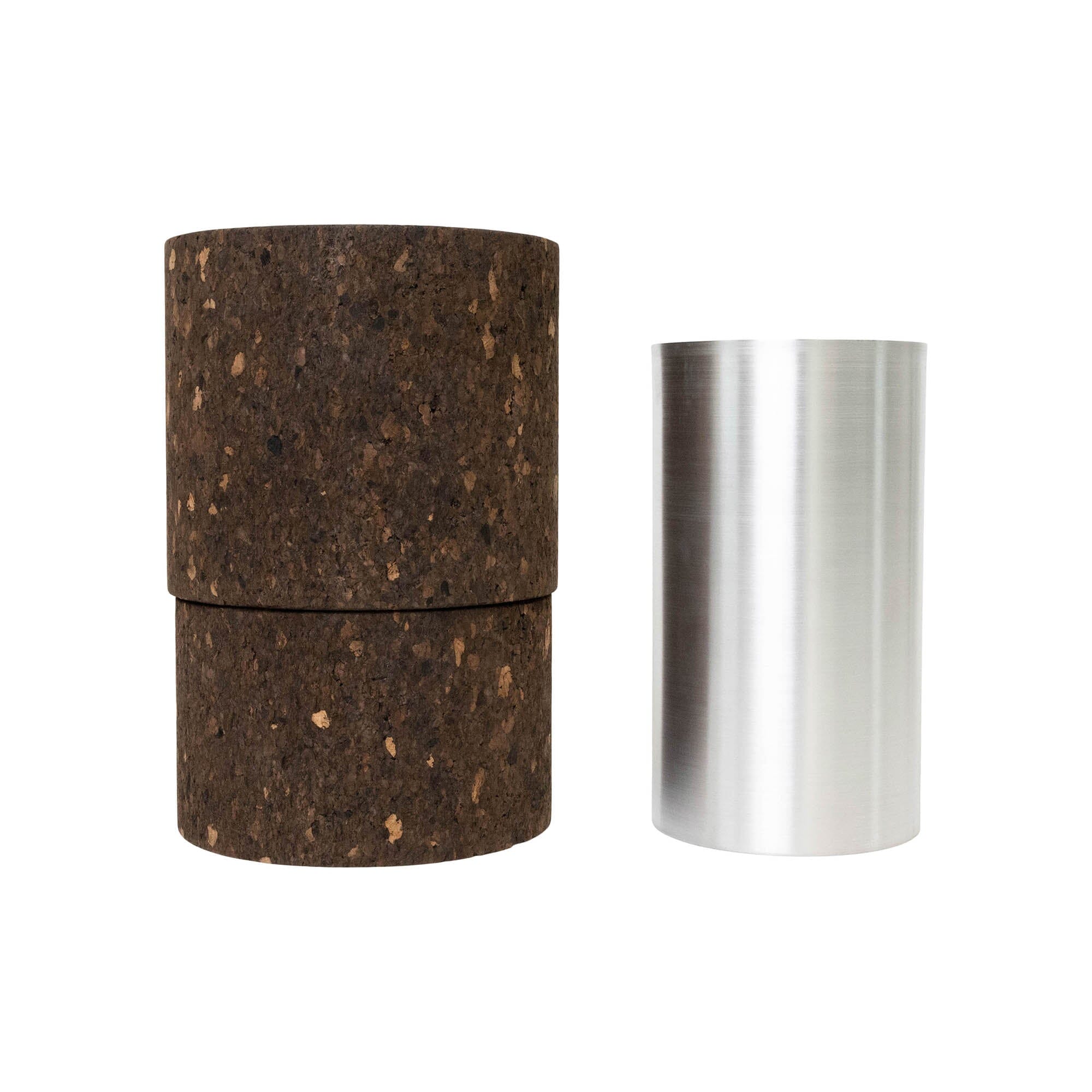 Cork Cylinder | L Vases Studio Corkinho Obakki