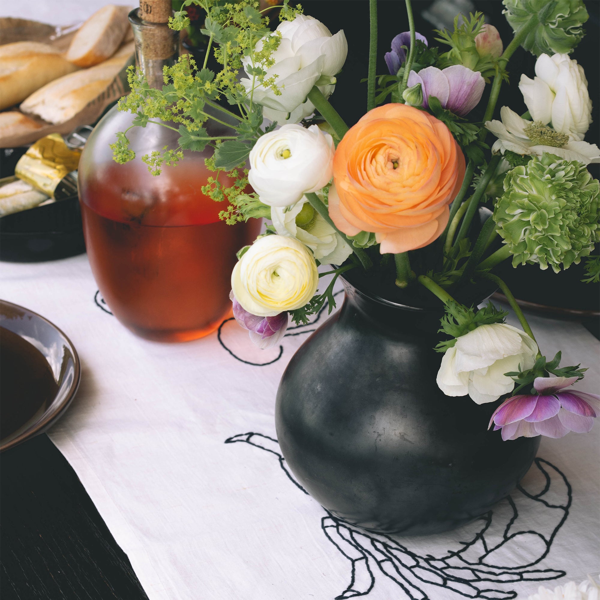 Coyotepec Vase | S - Vases by Amando | Obakki