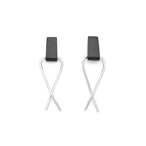 Cross - over Horn Earrings_Victorious Crafts_201-31-0739-134SPOS | Obakki