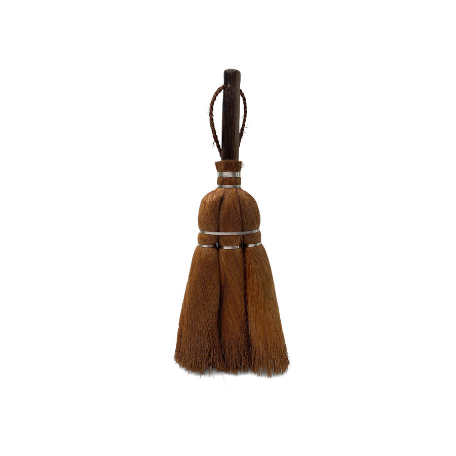 Cypress Handy Broom_Takada_201-55-0648-140-BRN-OS | Obakki