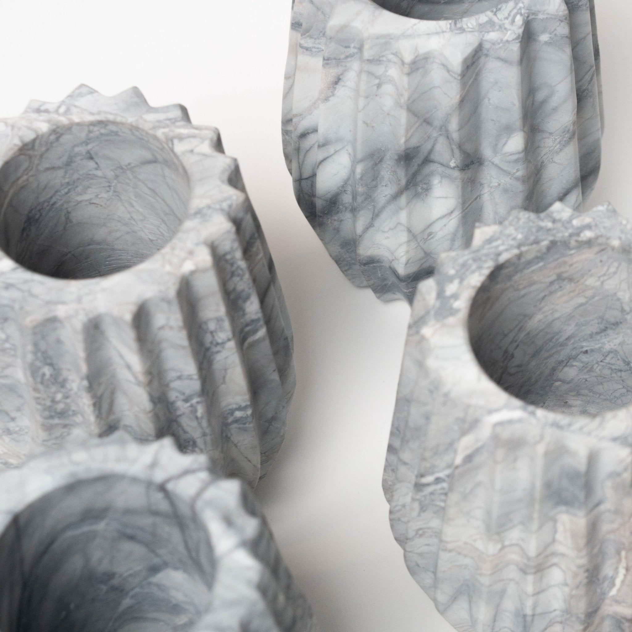 Duna Vase | White_Ayres_201-71-0770-156WhiteMarbleS | Obakki