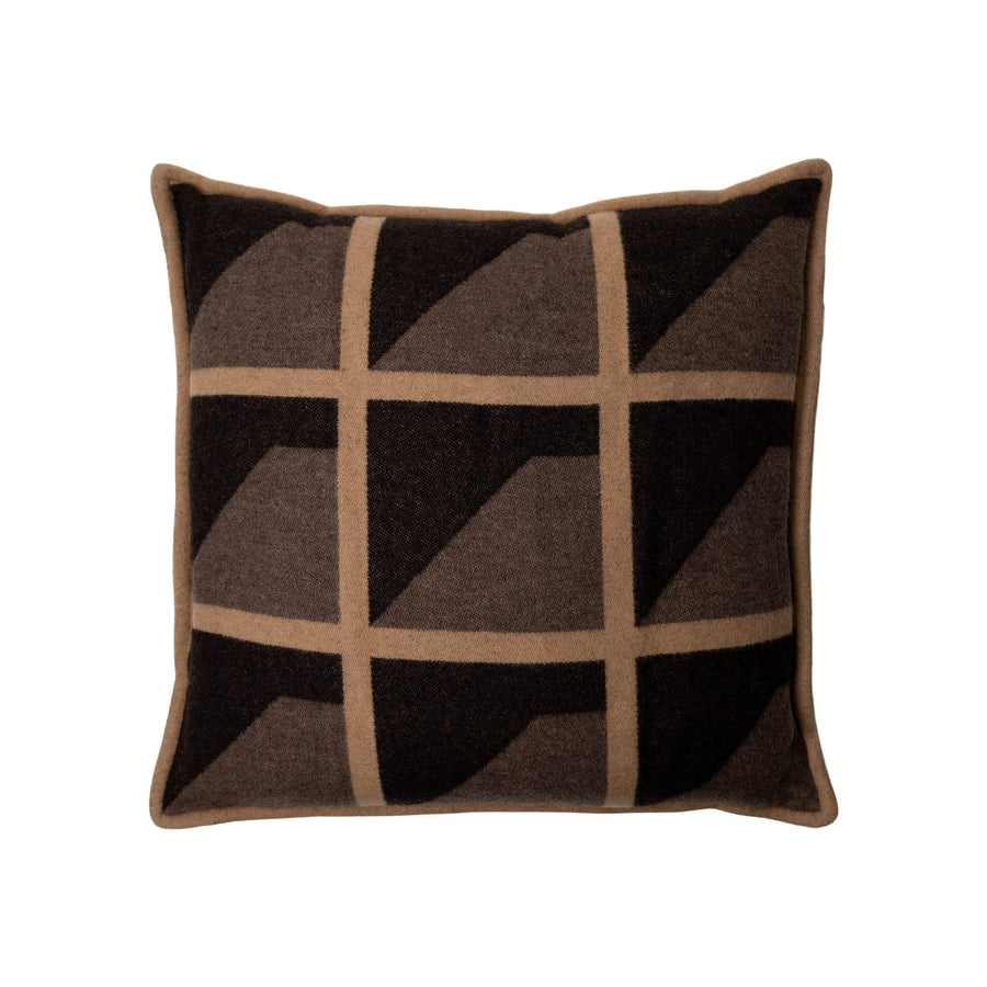 Finestre Cushion | Sienna Tan_R+D.Lab_201-64-1013-130SieTan | Obakki
