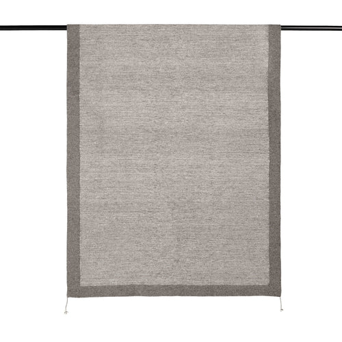 Hand - woven Oaxacan Border Rug_Jose Mendoza_201-64-0828-715Earth2x3 | Obakki