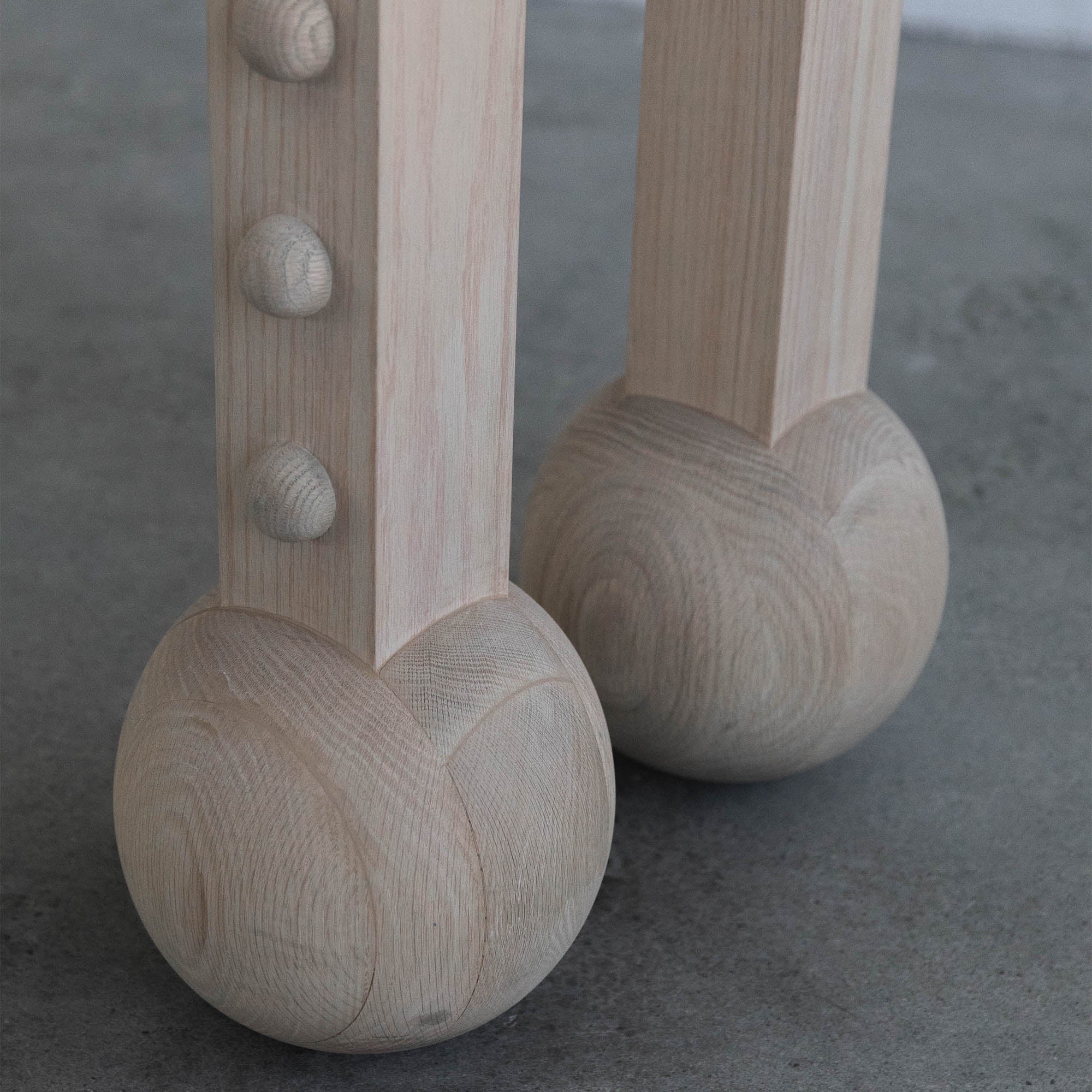 JAGUARCITO Oak Console Table - Furniture by Originario Andres Gutierrez | Obakki