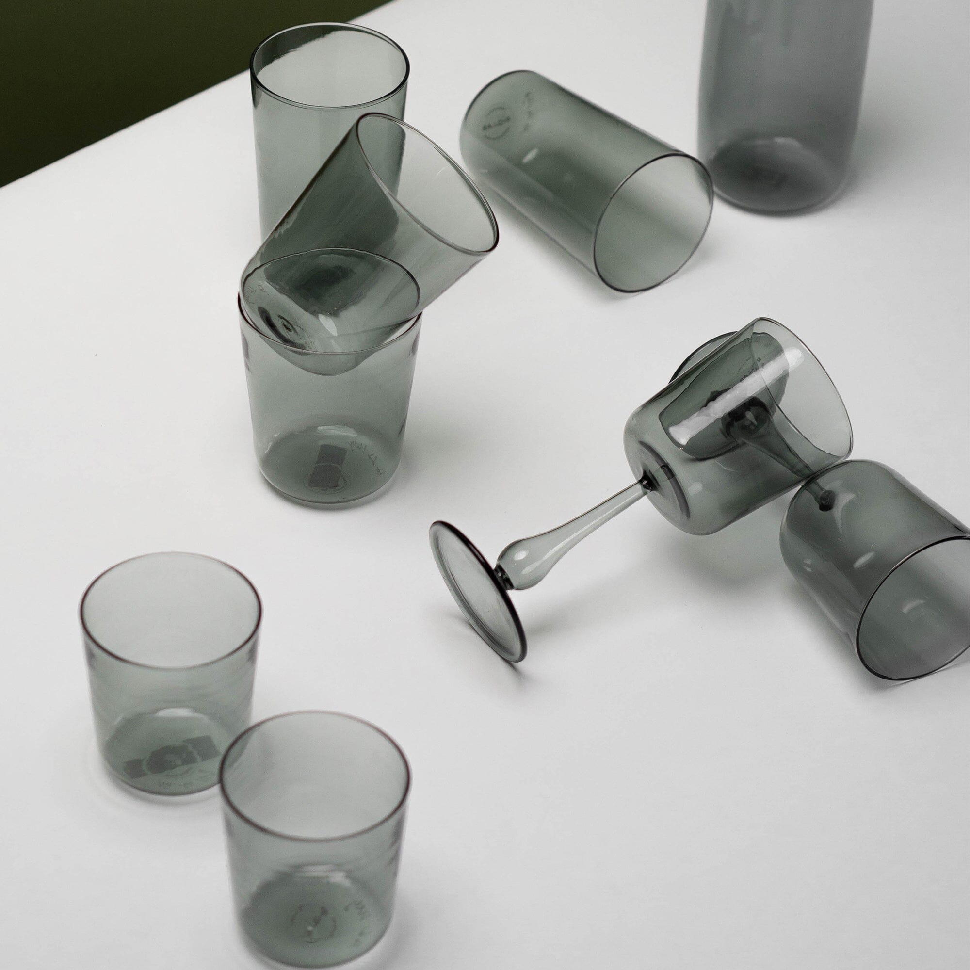 Luisa Vino 3 - Piece Set | Fog Grey - Glassware by R+D.Lab | Obakki