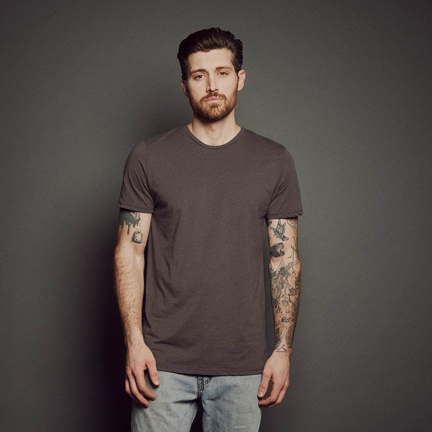 Men's Basic T-Shirt - T-Shirts by Obakki | Obakki