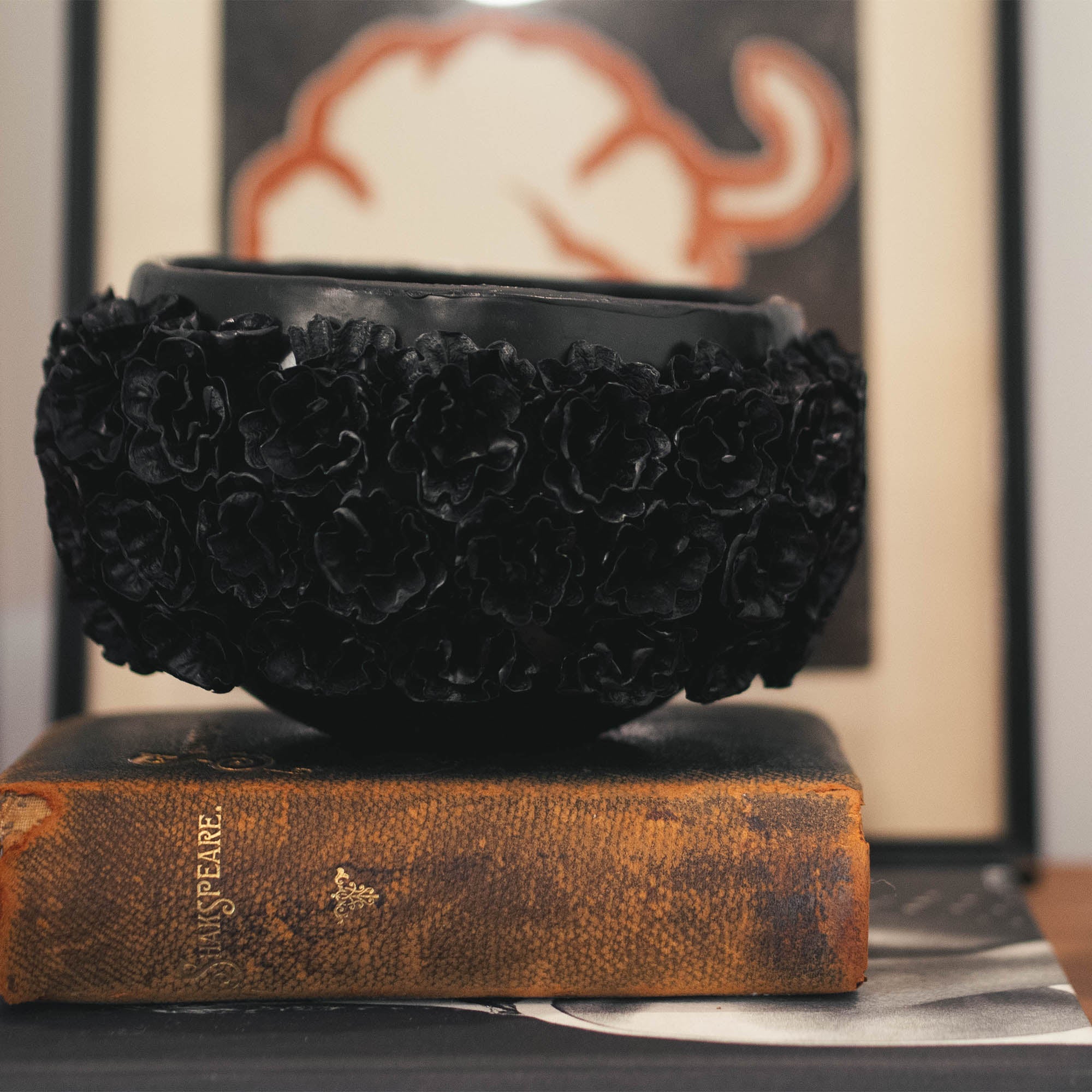 Beeswax Candle Bowl | Black Candles 